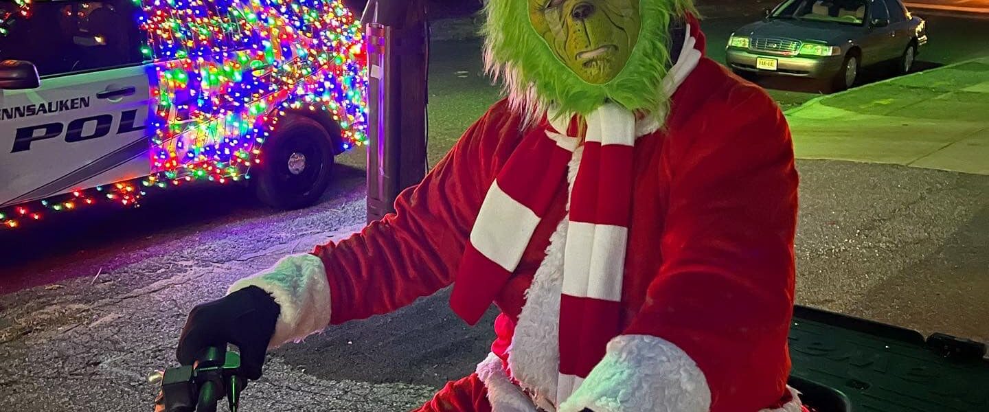 Pennsauken Police Chasing Down the Grinch