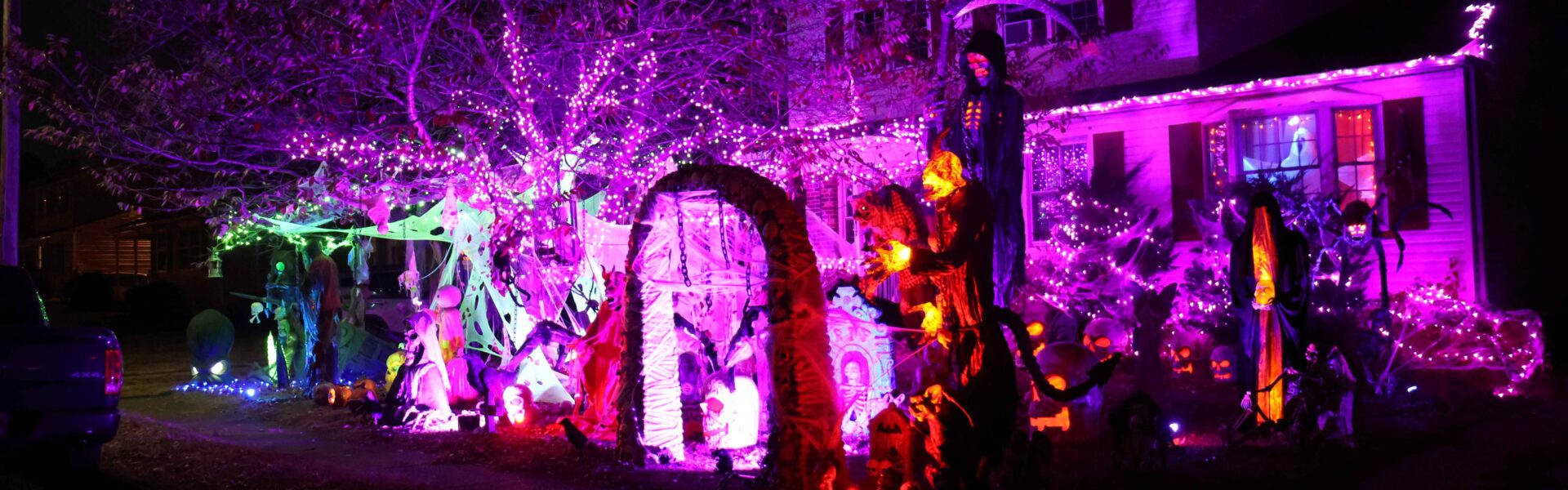 Halloween Home Decorating Contest